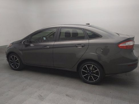Used 2016 Ford Fiesta SE w/ Equipment Group 201A FWD image 3