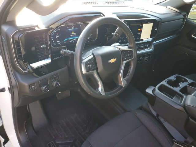 Used 2024 Chevrolet Silverado 1500 LT RWD image 19