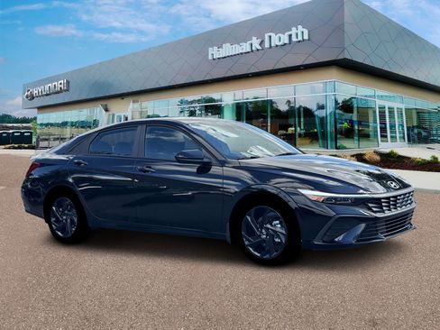 New 2026 Hyundai Elantra Sport FWD image 10