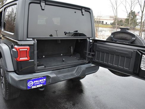 Used 2018 Jeep Wrangler Sport image 31