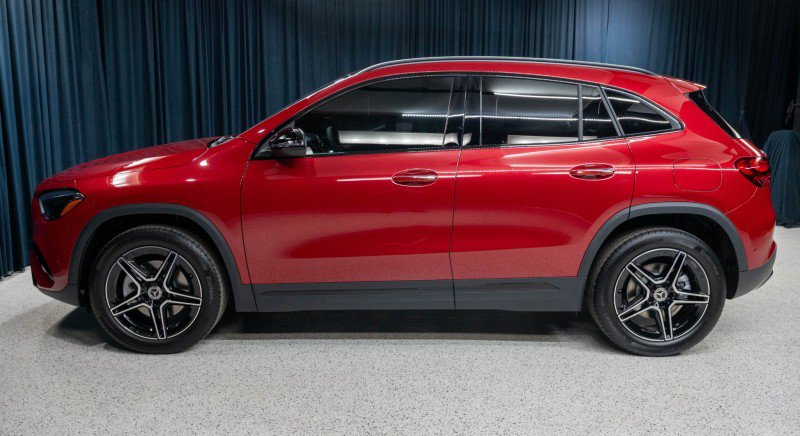 New 2026 Mercedes-Benz GLA 250 image 8
