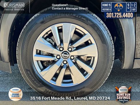 Used 2025 Nissan Pathfinder SV FWD image 3