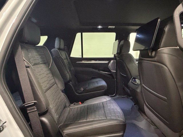 New 2026 Cadillac Escalade V w/ LPO, Floor Liner Package AWD/4WD image 27