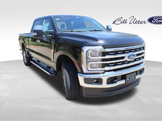 New 2025 Ford F250 Lariat w/ Chrome Package video 2