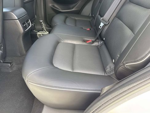 Certified 2025 MAZDA CX-5 AWD 2.5 S w/ Select Package image 19