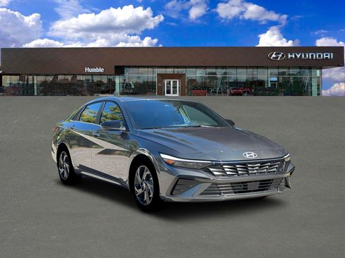 New 2026 Hyundai Elantra SEL Sport Premium FWD image 11