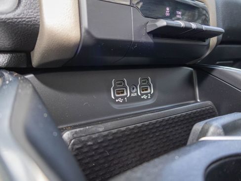 Used 2022 RAM 1500 Laramie image 19