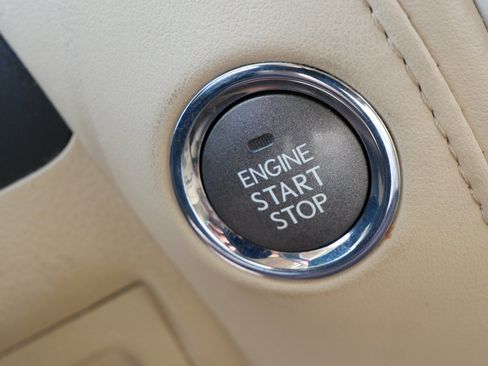 Used 2008 Lexus LX 570 4WD w/ Technology Pkg image 24