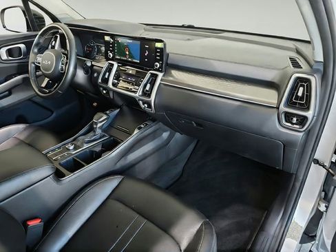 Certified 2022 Kia Sorento S FWD image 24