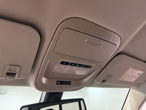 Used 2022 GMC Canyon AT4 image 86