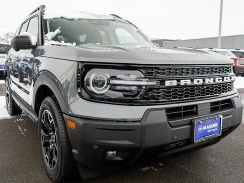 New 2025 Ford Bronco Sport Outer Banks w/ Outer Banks Tech Package+ AWD/4WD image 4