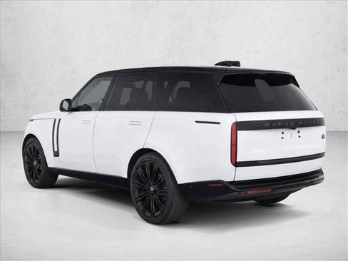 Used 2023 Land Rover Range Rover SE AWD/4WD image 5
