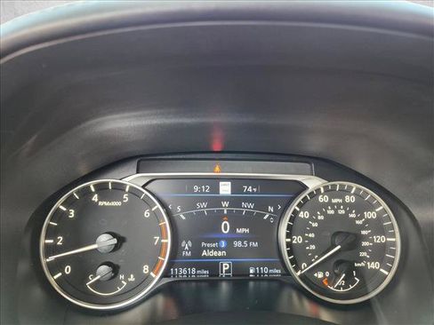 Used 2023 Nissan Altima 2.5 SV w/ SV Premium Package FWD image 10