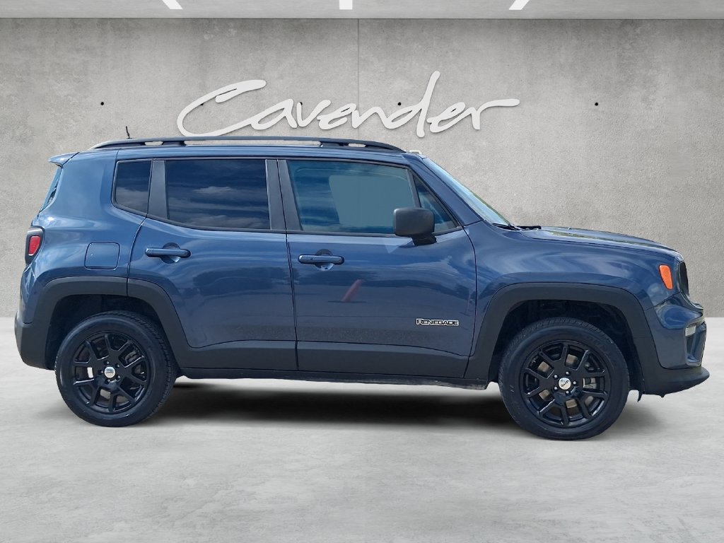 Used 2022 Jeep Renegade Latitude AWD/4WD image 17