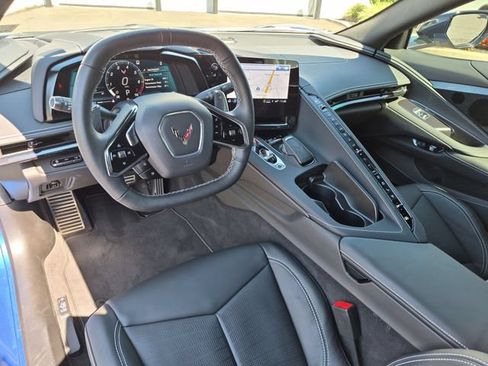 Used 2023 Chevrolet Corvette Stingray Preferred Cpe w/ Z51 Performance Package RWD image 22