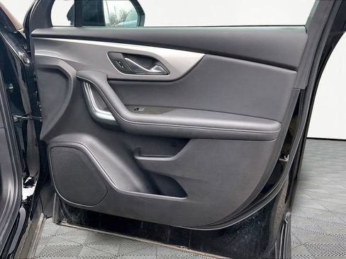 Used 2024 Chevrolet Blazer LT image 30
