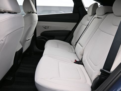 New 2026 Hyundai Tucson SE image 11