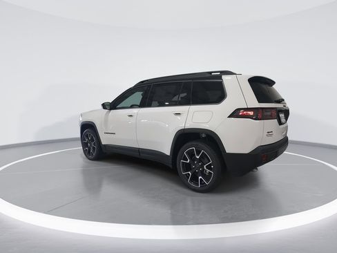 New 2026 Jeep Cherokee Overland AWD/4WD image 6