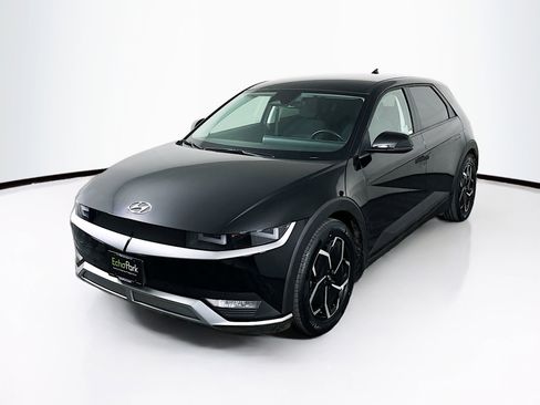 Used 2024 Hyundai Ioniq 5 SEL image 3