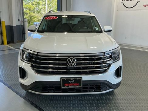 Used 2025 Volkswagen Atlas SE FWD image 26