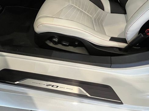 Used 2023 Chevrolet Corvette Stingray Premium Cpe RWD image 21