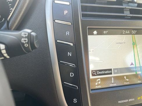 Used 2018 Lincoln MKC Select w/ Select Plus Package image 16