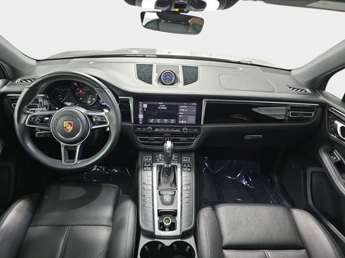 Used 2019 Porsche Macan AWD/4WD image 12