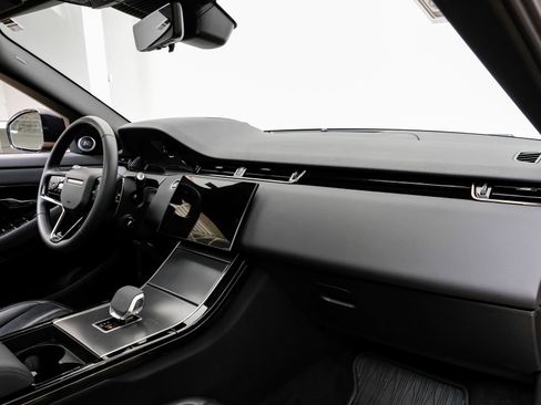 Used 2024 Land Rover Range Rover Evoque Dynamic SE image 17