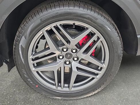 Used 2026 Ford Explorer ST w/ Sun And Sound Package image 33