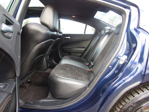 Used 2017 Dodge Charger R/T image 13