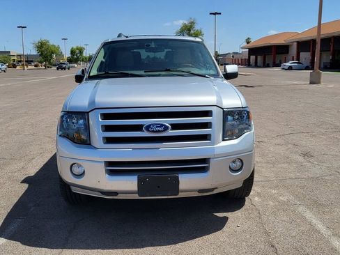 Used 2010 Ford Expedition Limited RWD image 3