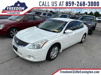 Used 2010 Nissan Altima 2.5 S FWD video 1
