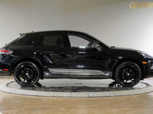 Used 2023 Porsche Macan Turbo AWD/4WD image 9