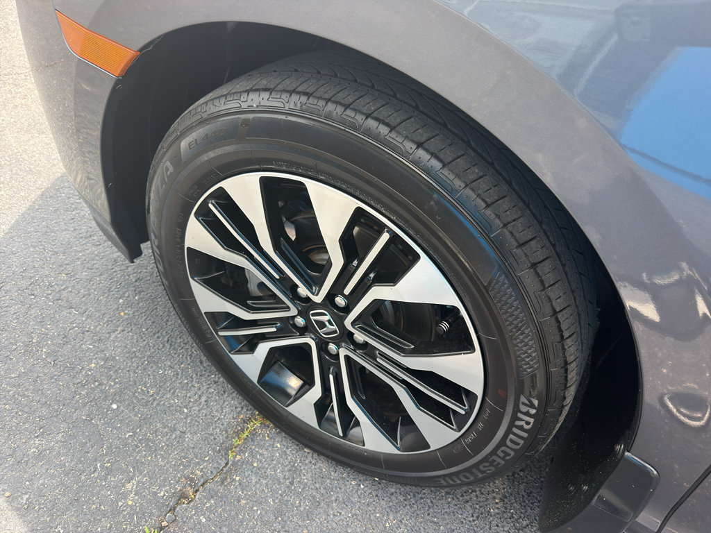 Used 2025 Honda Odyssey Elite image 6