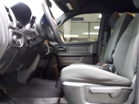 Certified 2024 RAM 3500 Tradesman w/ Chrome Appearance Group image 9