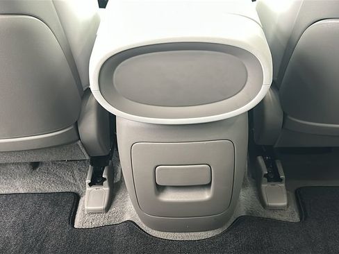 Certified 2026 Hyundai Palisade SEL FWD image 32