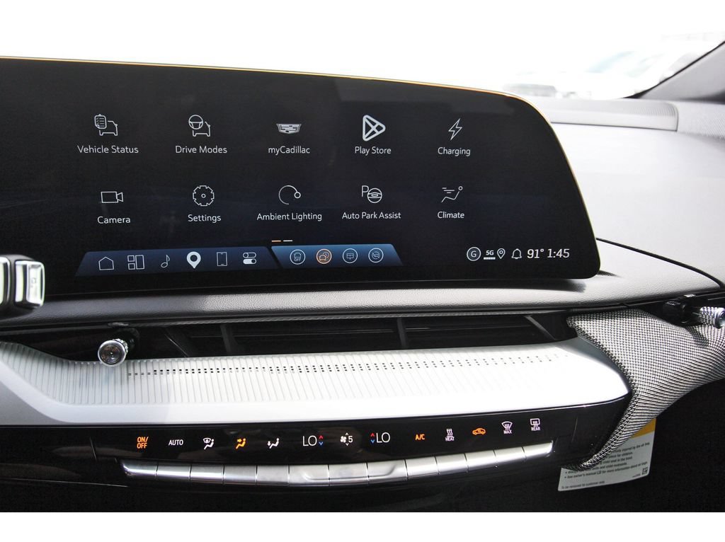 New 2027 Cadillac Optiq Luxury AWD/4WD image 16