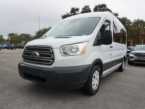 Used 2015 Ford Transit 350 XLT image 28