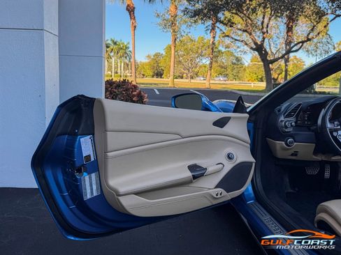 Used 2017 Ferrari 488 Spider image 25