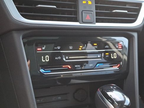 New 2026 Volkswagen Taos SE AWD/4WD image 12