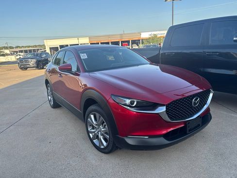 Used 2021 MAZDA CX-30 FWD 2.5 S w/ Select Package image 3