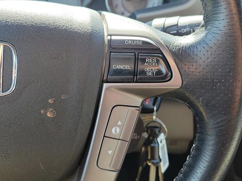 Used 2014 Honda Pilot Touring image 22