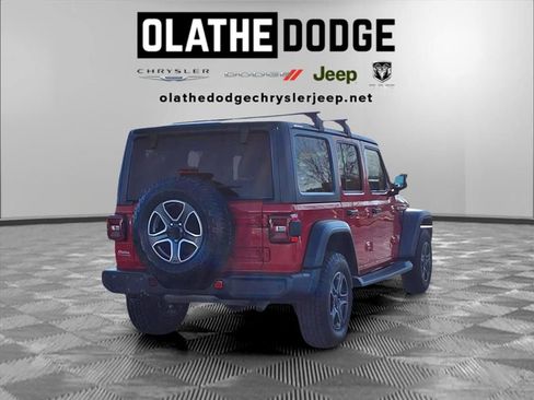 Used 2018 Jeep Wrangler Unlimited Sport S image 27