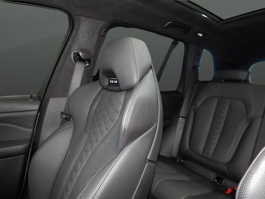 Used 2023 BMW X5 M w/ Executive Package AWD/4WD image 27