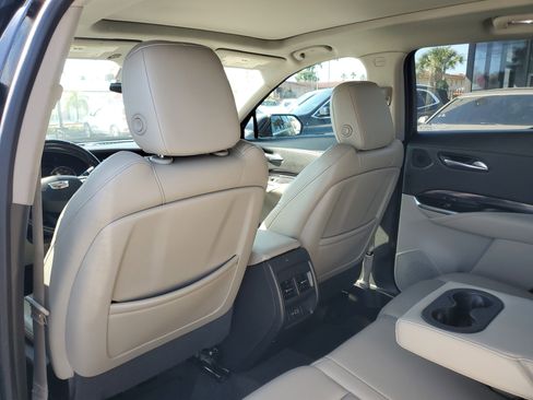 Used 2019 Cadillac XT4 Luxury image 32