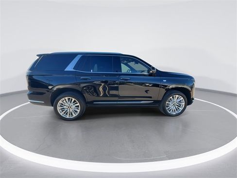 Used 2025 Cadillac Escalade Premium Luxury w/ Touring Package image 9