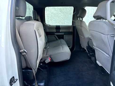 Used 2017 Ford F150 XLT image 28