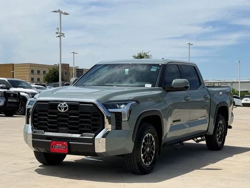 Used 2026 Toyota Tundra SR5 w/ TRD Off-Road Premium Package AWD/4WD image 6