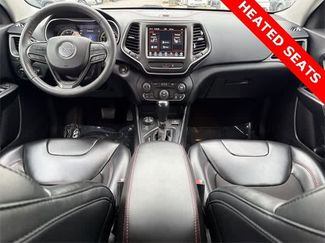 Used 2022 Jeep Cherokee Trailhawk video 2