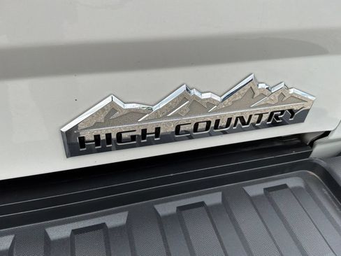 Used 2019 Chevrolet Silverado 2500 High Country w/ Duramax Plus Package AWD/4WD image 25